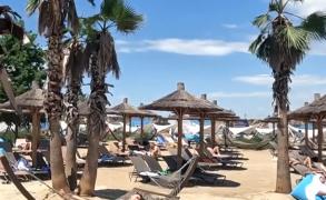 Piscinele şi plajele urbane s-au deschis pentru sezonul de vară. Cât costă o zi de relaxare aproape de casă