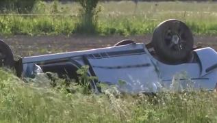 Copil de 2 ani, mort într-un accident pe DN1, în Braşov. Maşina în care se afla s-a răsturnat după o depăşire