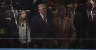 Donald Trump, huiduit la finala NBA de la Madison Square Garden