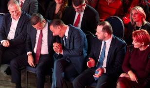 De ce doar PSD acceptă un guvern Tomac. Analist: Denotă o disperare, ei au sperat la un scenariu "Venezuela"