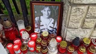 Raluca, fetiţa ucisă pe trotuar, aflase că va lua premiul 3 cu 5 minute înainte de impact. Altar de lumânări