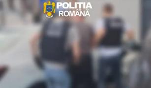 Percheziţii de amploare în Arad. Angajaţi ai unui depou CFR, suspectaţi că au furat motorină din locomotive