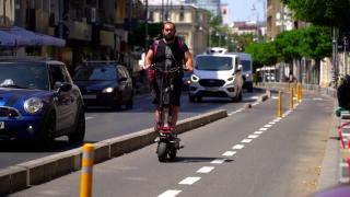 Cine va mai putea închiria trotinete electrice în Bucureşti şi unde va circula. Regulile se schimbă radical