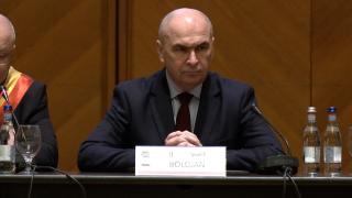 Bolojan cere sesiune extraordinară în Parlament pentru a fi votate 6 reforme cruciale