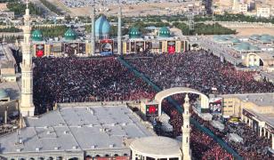 Simbolurile de la funeraliile lui Ali Khamenei. Analist: Sloganul este 