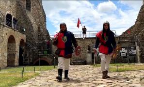 Cetatea Neamțului s-a întors în Evul Mediu: cavaleri, armuri și meşteşuguri vechi