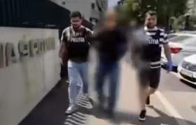 Doi ucraineni de 19 şi 20 de ani au păcălit o femeie să le dea 300.000 de lei. Cum funcţiona escrocheria