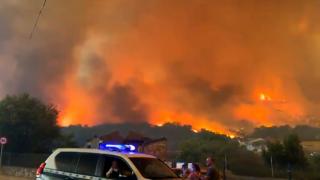 Incendiile au pustiit sud-vestul Franţei. Macron cere activarea mecanismului de protecţie civilă al UE