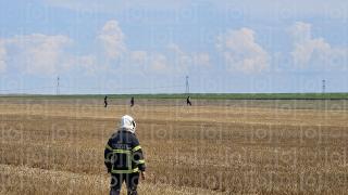 Primele imagini de la locul în care a căzut drona doborâtă de un F-16 al Forţelor Aeriene Române