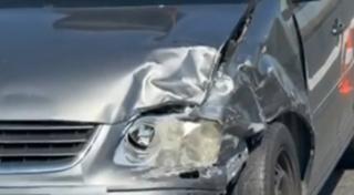 Fetiță de cinci ani, lovită de o mașină în Vrancea. Copila traversa printr-un loc nepermis