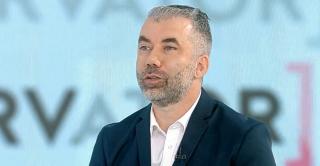 Cum să reacționezi când copilul tău se îndrăgostește. Sfatul psihoterapeutului