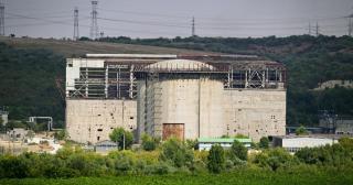 COMPARAȚIE. Românii vs. Centrala Nucleară. Ce s-ar întâmpla dacă prosumatorii ar livra mai mult în rețea