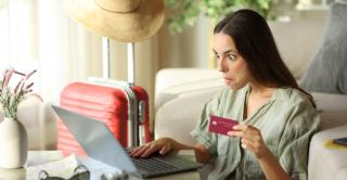 România extremelor: 61% nu-şi permit nicio vacanţă, alţii au cheltuit o sumă record