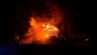 Incendiu la Mănăstirea Bisericani din județul Neamț: un bărbat a ars de viu. Ce au mai găsit pompierii în urmă