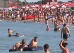 Primul weekend de august vine cu preţuri de iulie pe litoral. Cât costă un sejur de 5 nopţi