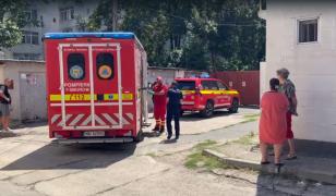 Explozie în Galați, provocată de o butelie. Un bărbat de 43 de ani a suferit arsuri la față și mâini