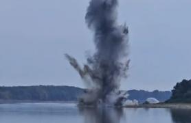 Armata a detonat stânca Pârjoaia. MApN a folosit 180 kg de explozibil pentru a devia cursul Dunării