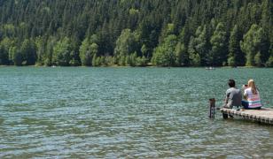 Bijuteria turismului din Harghita, mai ușor de vizitat. Turiştii scapă de stat la cozi şi de grija parcării