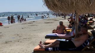 Vacanţa cu bunicii, noua modă de pe litoral. Hotelierii au pregătit oferte speciale