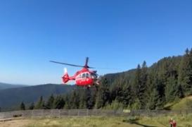 Două intervenţii dramatice la munte. 4 turişti, salvaţi la limită. Al 5-lea a căzut în gol de la 200 de metri