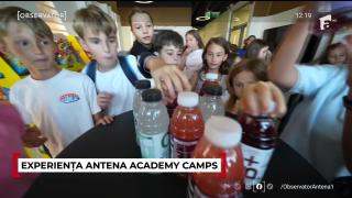 Cum scoți copilul din fața ecranului fără să-i transformi vacanța într-o oră de curs