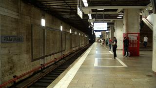 Metrorex susţine că nu are bani de facturi pentru că nu a fost scumpită călătoria la 7 lei