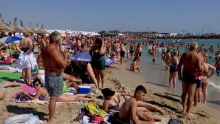 Staţiunea de pe litoral unde preţurile au scăzut chiar şi cu 30%. 400 de lei la un hotel de 4 stele