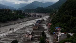 Catastrofa din Nepal, pe cale să se repete din clipa în clipă. Oamenii au fost informaţi să evacueze zona