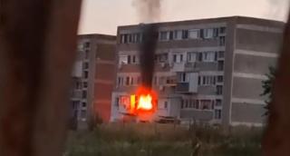 Explozie puternică într-un bloc din Galaţi. Trei persoane sunt rănite, una e în stare gravă