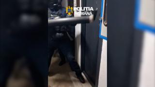 Anunțuri false de chirii și locuri de muncă. Cum își păcălea victimele un bărbat din Botoșani