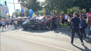 Amenzi de 46.000 de lei după protestul fermierilor. 10 jandarmi au fost răniţi