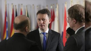 Întâlnire Bolojan - Grindeanu: votul pentru Guvernul Mureșan, marți. PSD nu îl susține în forma actuală