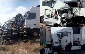 Două femei au murit, după ce microbuzul în care se aflau a fost prins între 2 TIR-uri, în Caraș-Severin