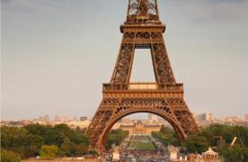 Românii plătesc printre cele mai scumpe vacanţe din Europa. Concediul a devenit un moft