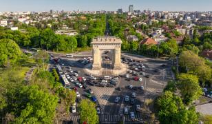 Restricţii majore de trafic în centrul Capitalei până seara. 25 de linii STB, deviate