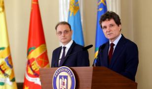 Ce şanse are Luca Niculescu să fie votat premier şi de ce nu a fost nominalizat Sorin Grindeanu