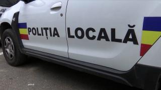 Un poliţist local ar fi abuzat o fată de 16 ani. Victima i-a spus soţului, iar cei doi l-au şantajat pe agent