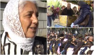 "Mă dor picioarele dar s-a meritat". Pelerinii stau 13 ore la rând ca să ajungă la moaștele Sfintei Parascheva