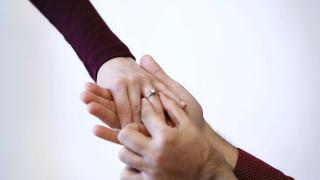 De ce se destramă tot mai multe căsnicii în România. Semnele care anunță divorțul și când mai poate fi evitat
