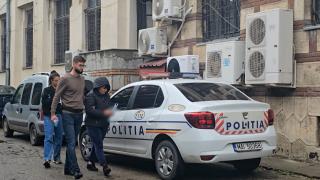 Caz de pruncucidere, descoperit după 5 ani. Femeia mai are 6 copii şi e gravidă