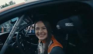 A sfidat viteza și frica pentru a face istorie. Povestea primei românce din Campionatul Mondial de Raliuri