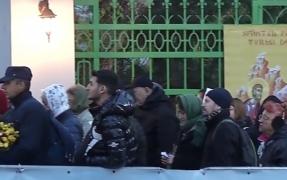 Pelerinaj de Sf. Dumitru pe Dealul Mitropoliei. Tradiţiile populare din această zi de sărbătoare