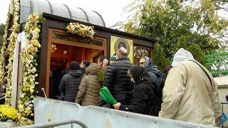 Aproape 100.000 de oameni la moaştele Sfântului Dimitrie cel Nou. 