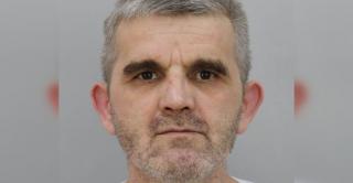 Bărbat căutat cu drone şi câini în 4 judeţe după ce a furat o armă şi muniţie dintr-o locuinţă