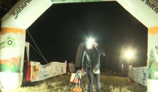 Sute de oameni au pornit noaptea prin pădurile din Braşov. Au avut la ei doar o hartă şi o busolă