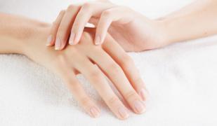 Unghiile și sănătatea: ce spune starea sau aspectul unghiilor despre sănătatea ta?