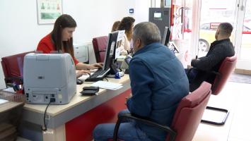 Rate de la 2.200 de lei la 1.500 de lei prin refinanţarea cu dobândă fixă