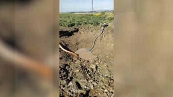 Opt localităţi din Vrancea, fără apă potabilă mai multe ore. Un muncitor a spart magistrala de apă în timpul lucrărilor pe autostrada A7