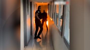 Bărbat împuşcat mortal, după ce a ameninţat că incendiază un bloc şi a aruncat cu un cocktail Molotov în poliţişti, în Franţa