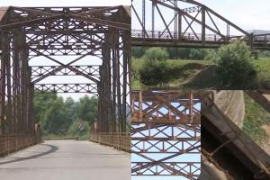 "Arată aşa de când a murit Ceauşescu". Un pod peste Olt, vechi de peste 100 de ani, capcană pentru şoferi. Se află în stare avansată de degradare